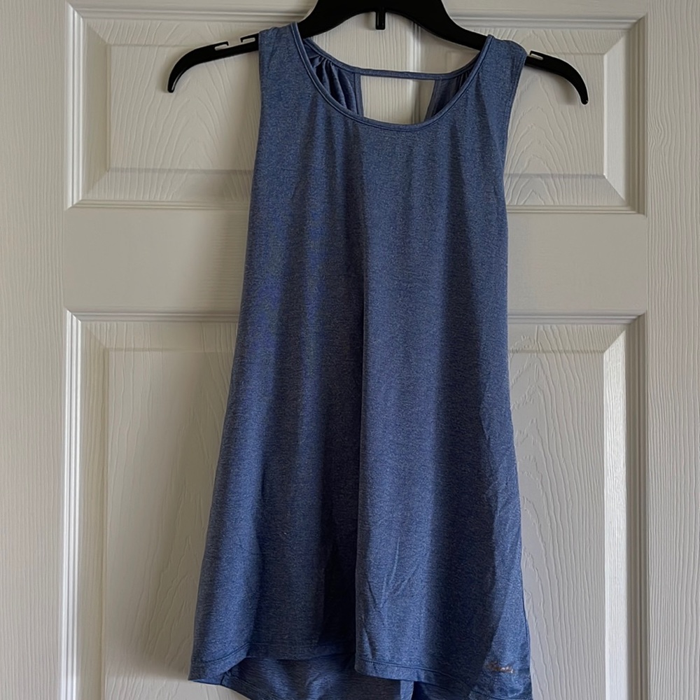 Workout tank top